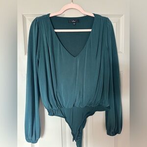 Chic on Repeat Emerald Green V-Neck Long Sleeve Bodysuit